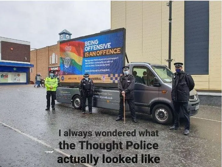 pb8BpMHi.jpeg