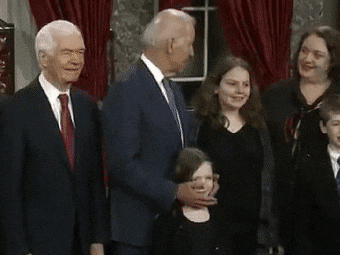 Pedofile Biden.gif