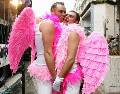 pink-boys-gay-photos-pictures-funny-stuff1.webp