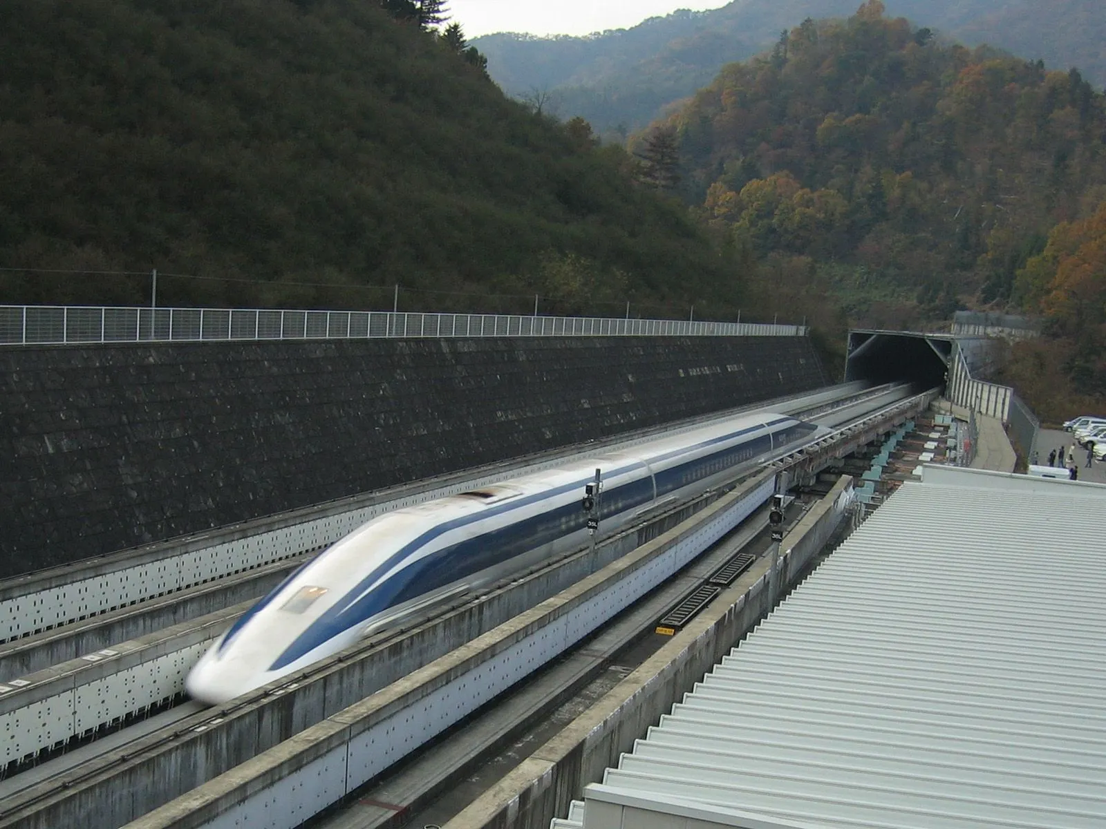 rail3.webp