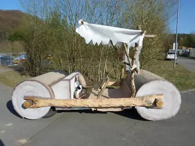 real-Flintstones-car.webp