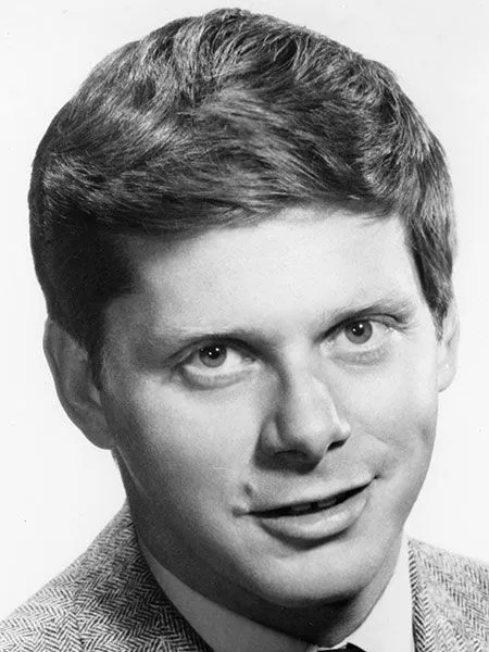 robert-morse-photofest-450x600.webp