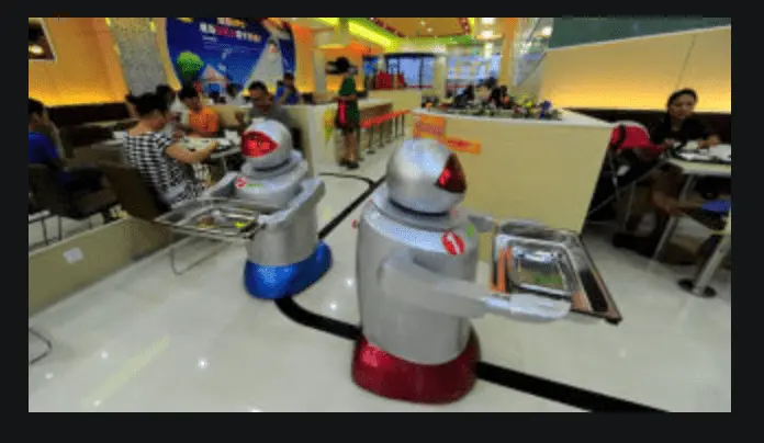 robotwaiters060619.webp