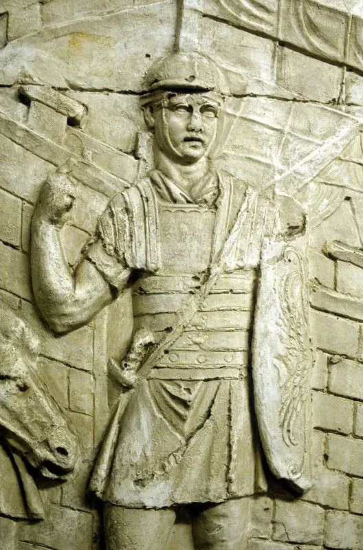 roman-legionary-on-sentry-duty-from-trajan-s-column-rome-106-113.webp