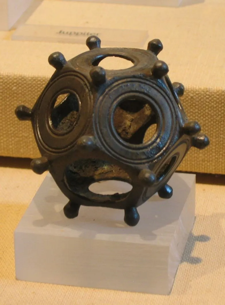 Roman_dodecahedron.webp