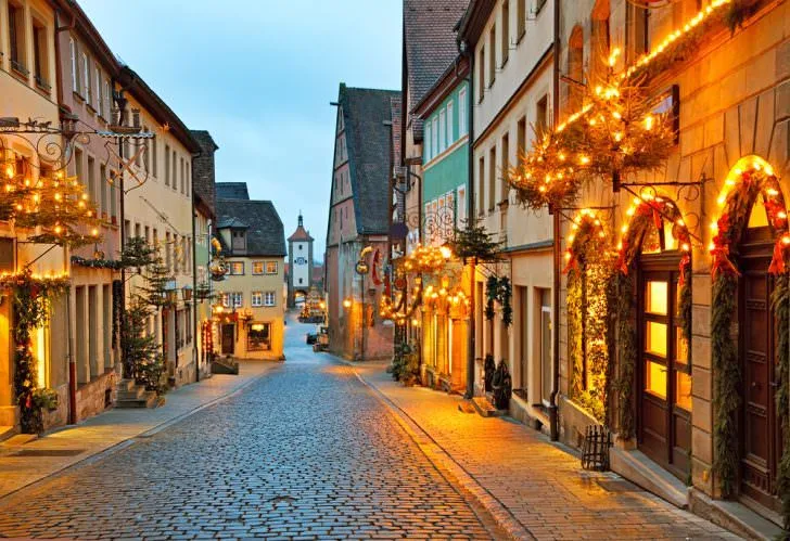 Rothenburg-Christmas-Market-Germany-728x499.webp
