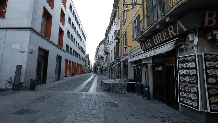 Screenshot_2020-10-04 Italy threatens fines, jail time for those not obeying coronavirus lock...webp