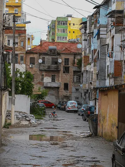 Screenshot_2020-11-22 poor albania - Google Search.webp