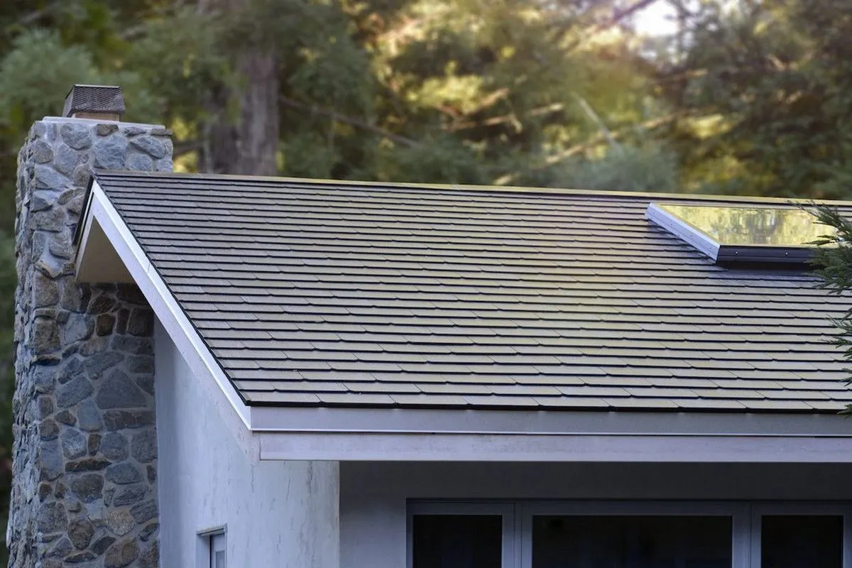 solar roof 1.webp