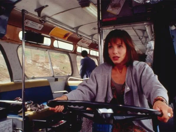 speed-1994-sandra-bullock-driving-bus-00o-i42-1000x750.webp