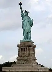 Statue_of_Liberty_7.webp