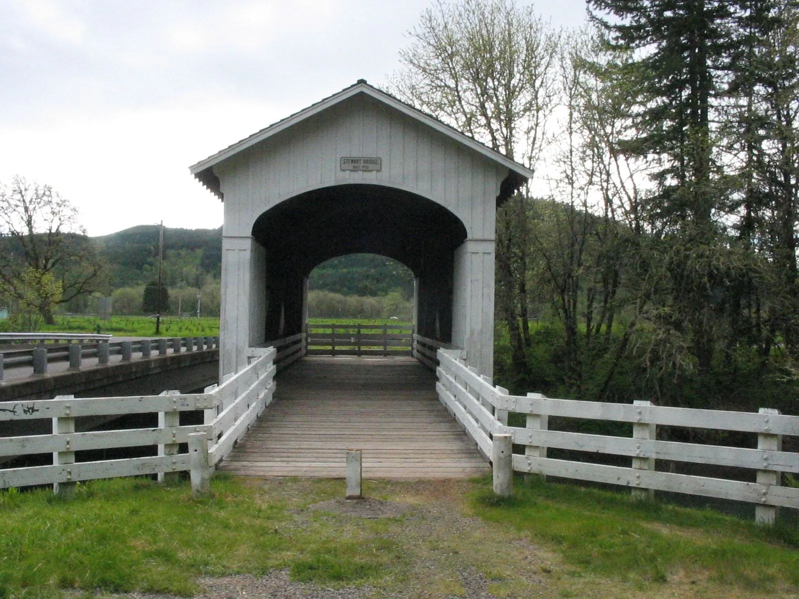Stewart_Bridge_Walden_OR[1].webp