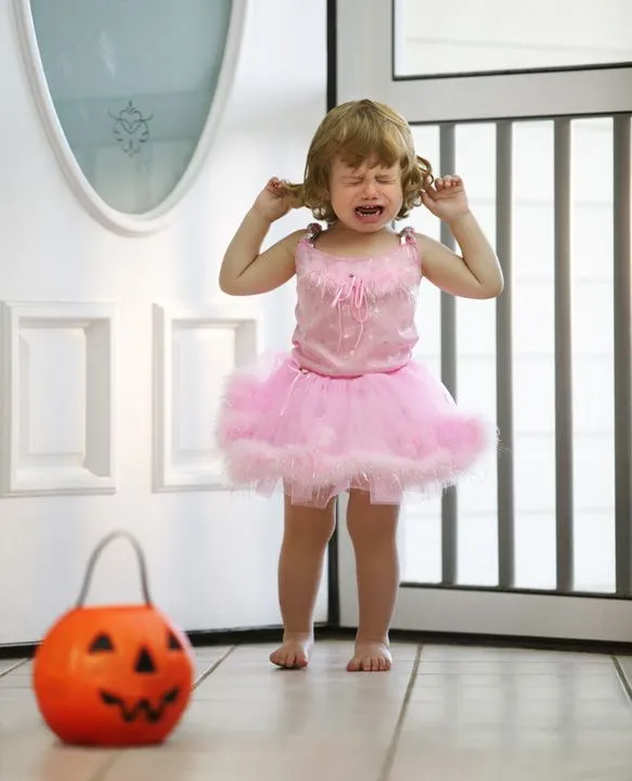 tantrum throwing kid.webp