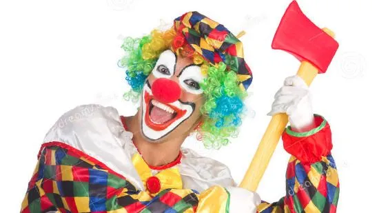 theres-an-axe-wielding-clown-on-the-loose-possibly-in-your-city1.webp