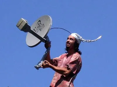 tinfoil_hat_antenna.webp