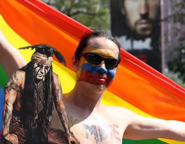 tonto gay.webp