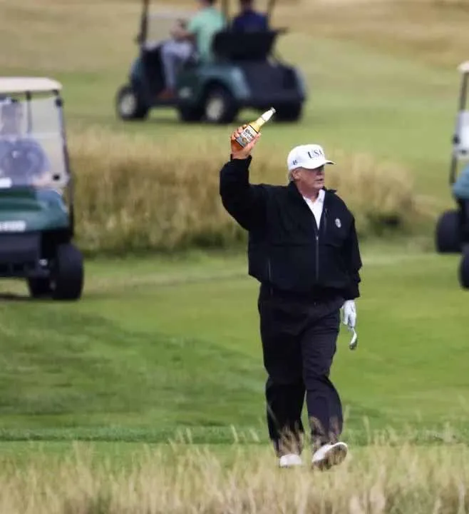 trump golf.webp