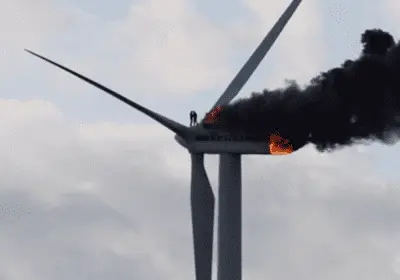 turbine-fire-kills-workers-e1446341316263.webp