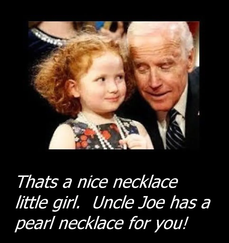 Uncle Joes pearl necklace.webp