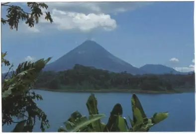 volcan_arenal.webp