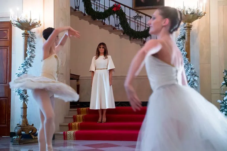 white-house-christmas-14-1511859575.webp