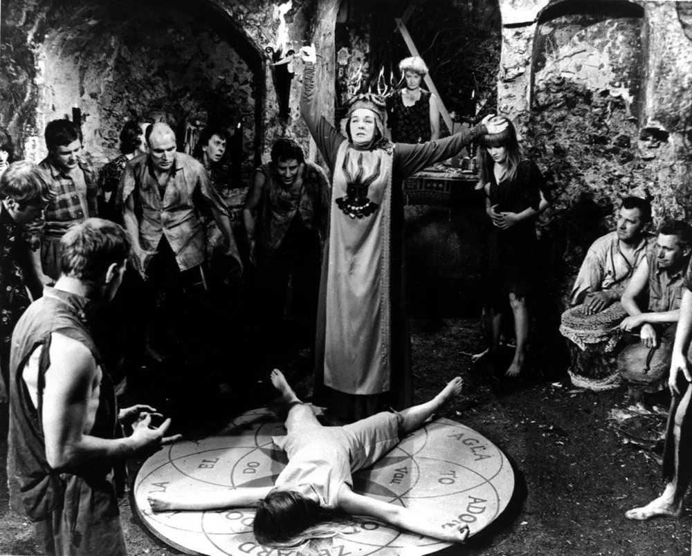 witches-the-1966-002-ceremonial-act.webp