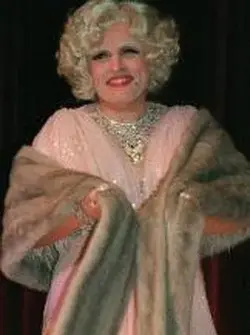 $giuliani_in_drag.webp
