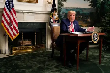 trump small desk table.jpg