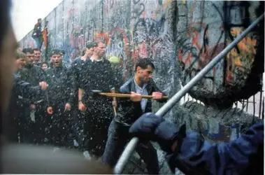 $1 rare berlin wall.webp