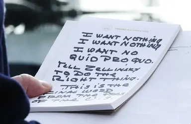 iconic trump's notes NOTHING.webp