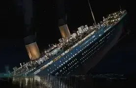 Titanic_sinking.webp