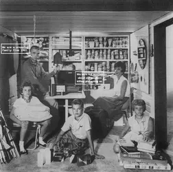 bunker family neighbors 1961.webp