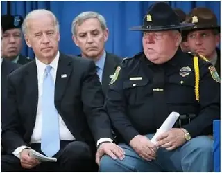$Joe-Biden-wandering-hand.webp $Joe-Biden-wandering-hand.webp