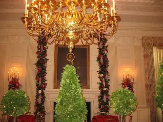 $State Dinning room 2008.webp