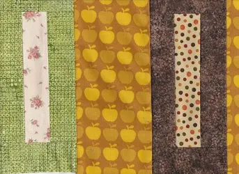 $Giacometti Little  Golden Apples Quilt8 Row 2c.webp