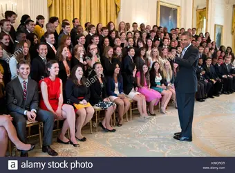 president-barack-obama-talks-to-the-2012-summer-white-house-intern-KWCRCR.webp president-barack-obama-talks-to-the-2012-summer-white-house-intern-KWCRCR.webp