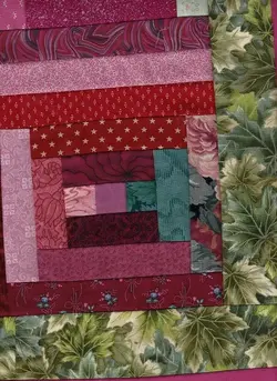 $Kaliedoscope Medallion Rosewood Quilt Top9.webp