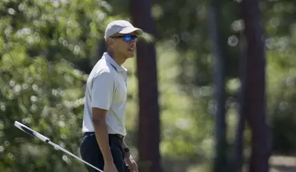 Obama.JPEG-047c7_c0-0-2427-1415_s885x516.webp