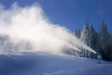 snow-maker-3.webp