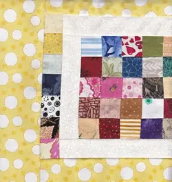 $Magic Carpet11 Quilt Top Sunny Circles.webp