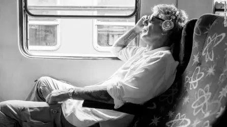 180420093507-bourdain-on-train-overlay-tease.webp