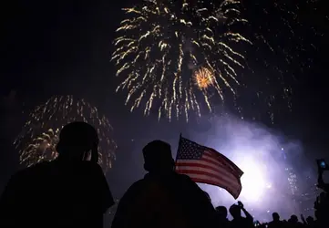 fireworks-RTR3X756-1024x711.webp fireworks-RTR3X756-1024x711.webp
