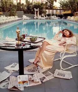 35265-1404427067-Faye-Dunaway.webp