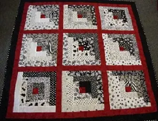 $Snowy Windows Log Cabin Quilt4.webp