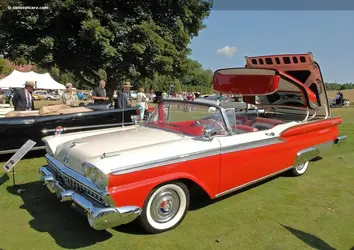 $59_Ford_Galaxie_Skyliner-Rectrble_DV-09_MBC_01.webp