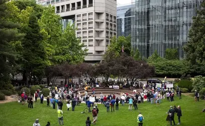 1 anti trump rally.webp