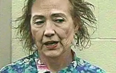 hillary no makeup.webp