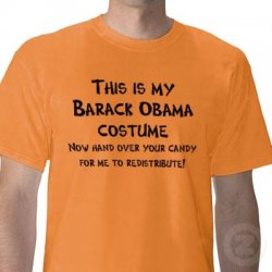 $barack_obama_halloween_t_shirt_costume-p235144916716256351qnye_400.jpg