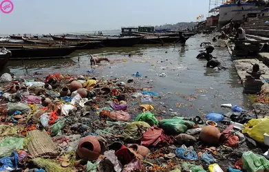 ganges-pollution-1.webp