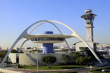 Theme-Building-at-LAX.jpg Theme-Building-at-LAX.jpg